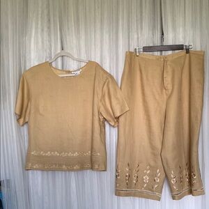 Women's Tan Embroidered Capris & Top Set Lino USA
